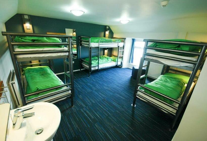 Кровать в Общей Комнате, Hostel Yha Poppit Sands