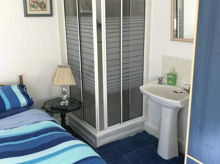 Номер Стандарт Индивидуальный, Butterfly Guest House