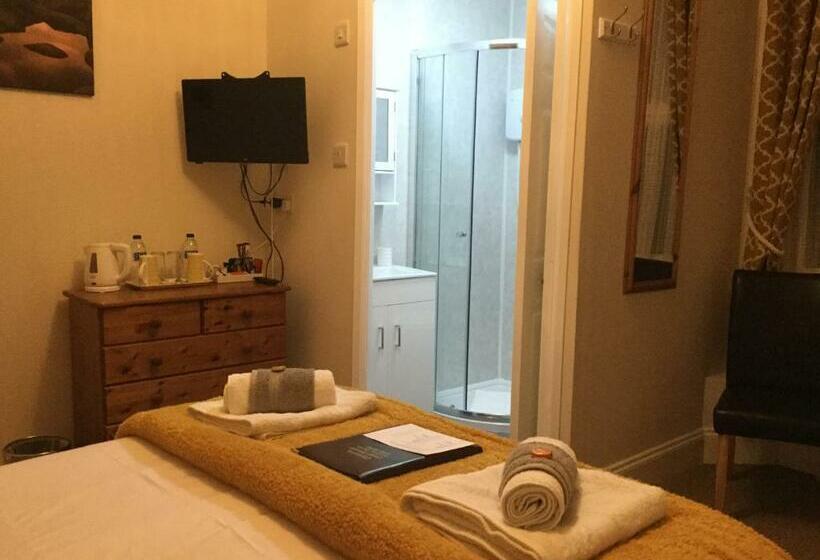 Номер Стандарт, Cliveden Guest House