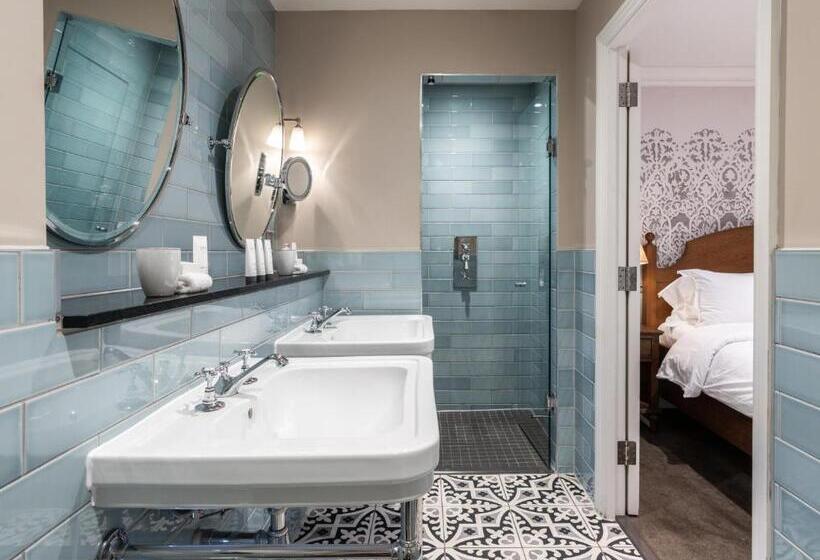 Полулюкс Повышенной Комфортности, King Street Townhouse