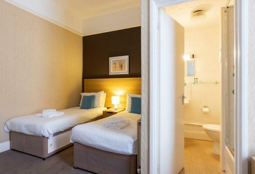 Номер Стандарт, Dilkhusa Grand Hotel By Compass Hospitality
