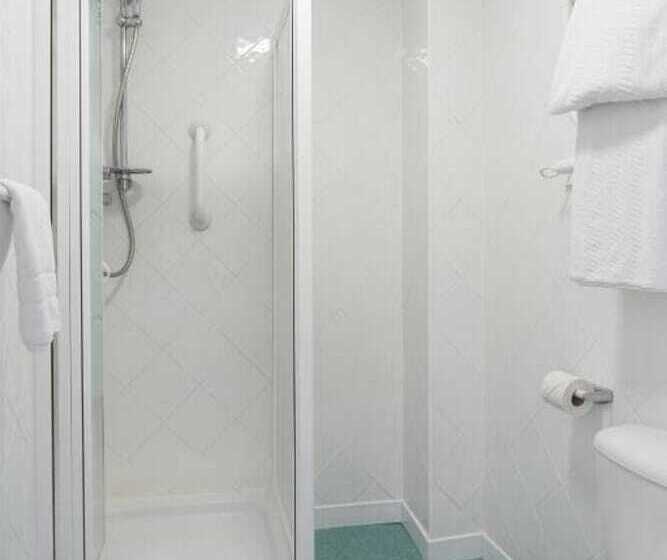 Номер Стандарт, Dilkhusa Grand Hotel By Compass Hospitality