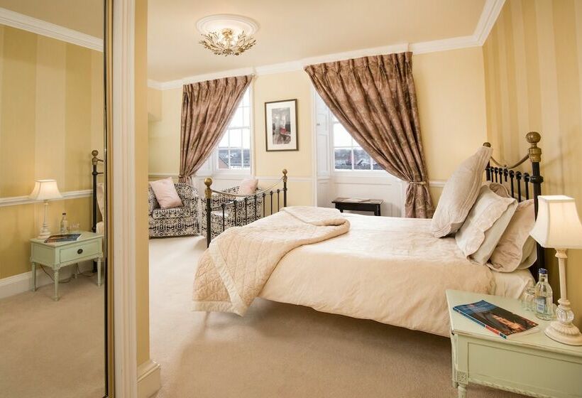 Номер Deluxe, The Walls Bed And Breakfast