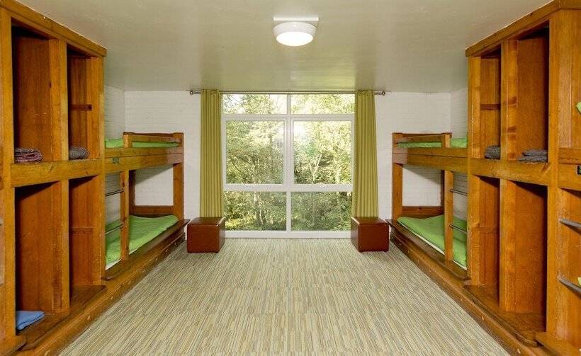 Кровать в Многоместном Номере с Общей Ванной, Yha Patterdale