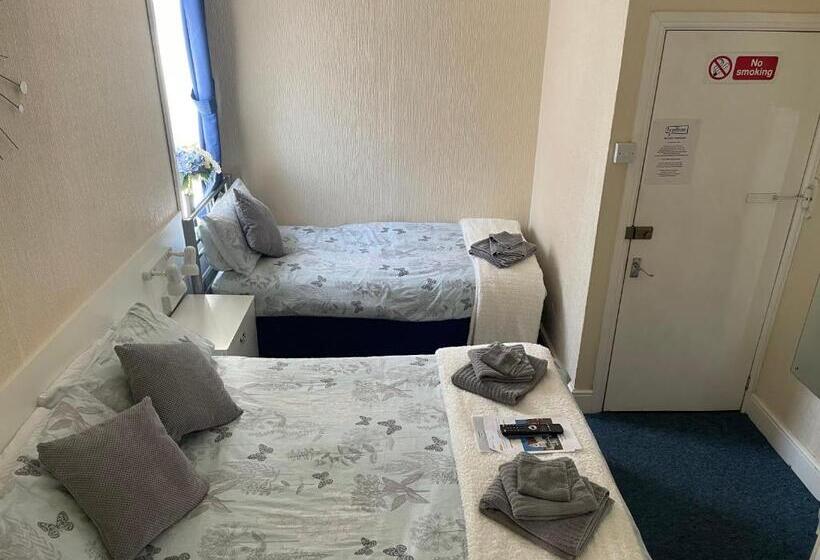 Семейный Номер Базовый, Ivydene Guest House