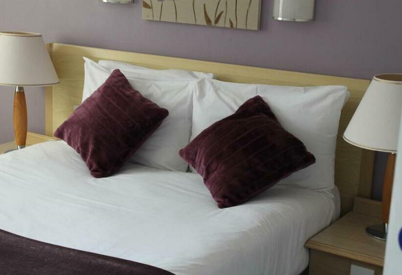 Стандартный Номер Кровать Кинг, Redwings Lodge Dunstable
