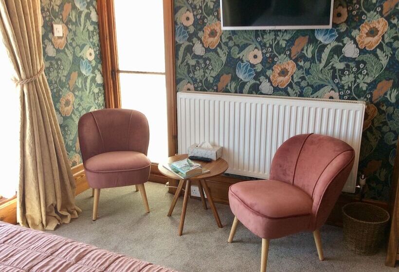 Номер Стандарт с Балконом, Southcliffe B&b