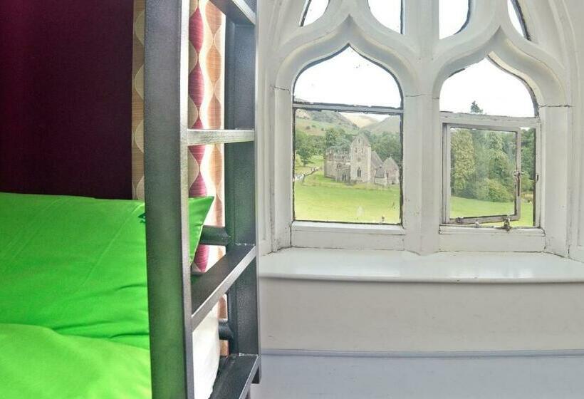 Номер Стандарт Четырехместный Совместный Санузел, Yha Ilam Hall
