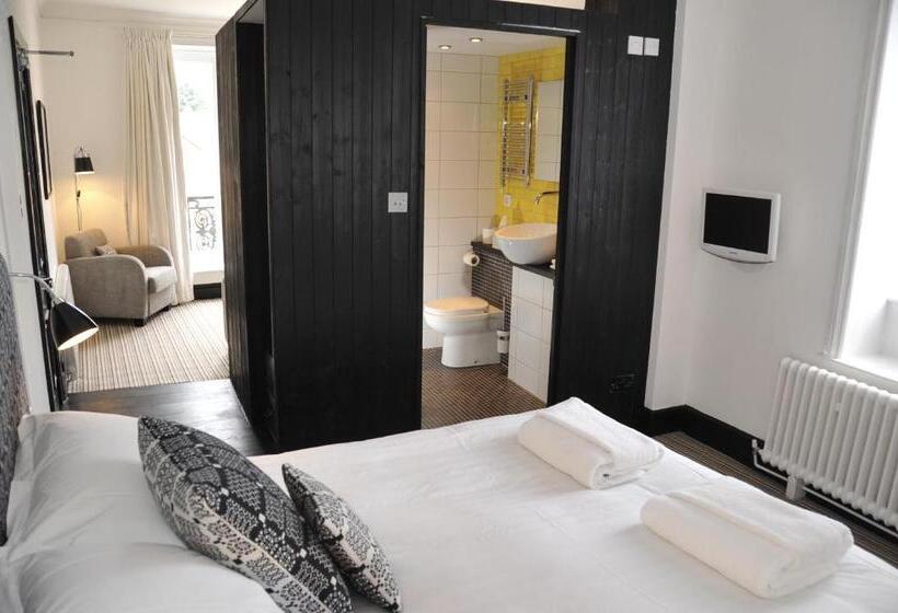 جناح, Greenbank Lodge Llangollen