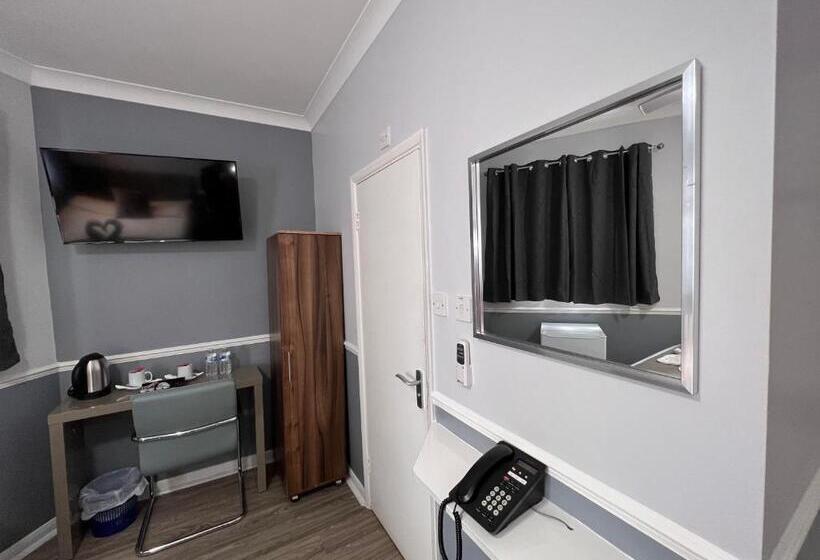 Номер Стандарт, The Commongate Hotels