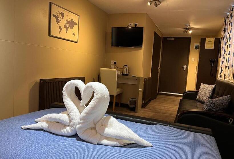 Номер Superior Кровать Кинг, The Commongate Hotels
