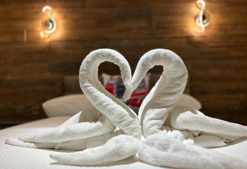 Номер Superior Кровать Кинг, The Commongate Hotels
