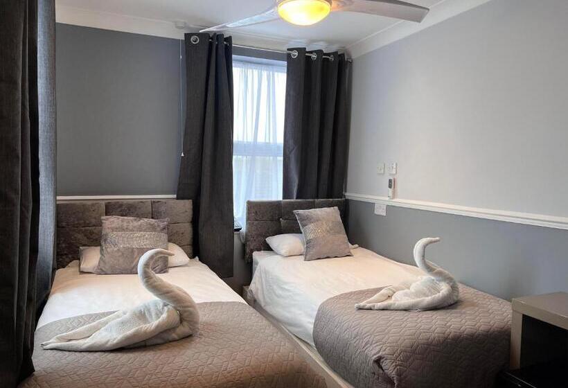 Номер Стандарт, The Commongate Hotels