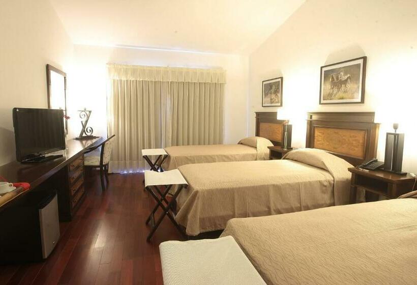 Трехместный Номер Superior, Nawan Resort Serrano
