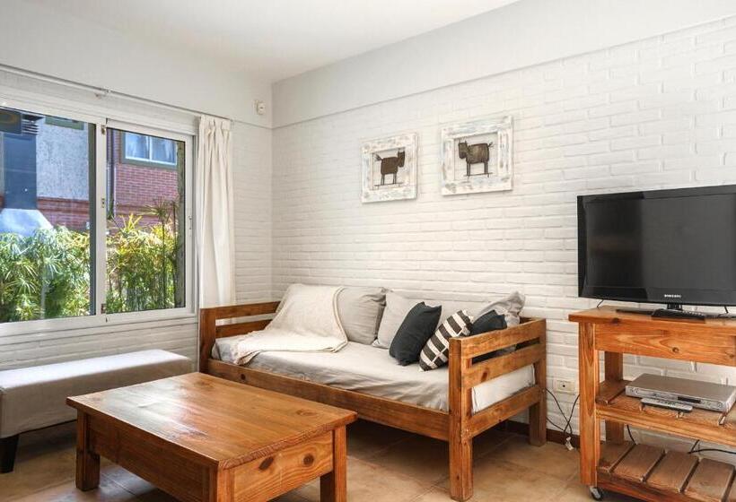 클래식 4인 룸, Valeria House Rental Suites