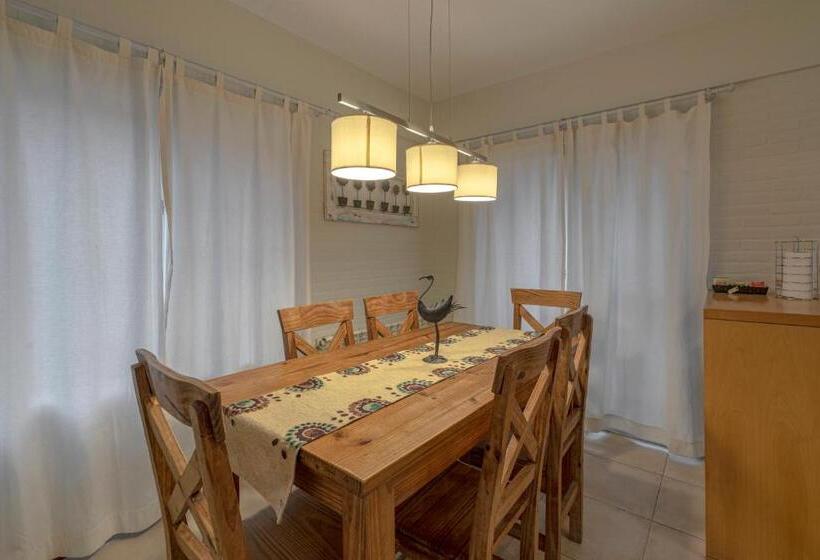 Apartamento Dúplex 1 Dormitório, Valeria House Rental Suites
