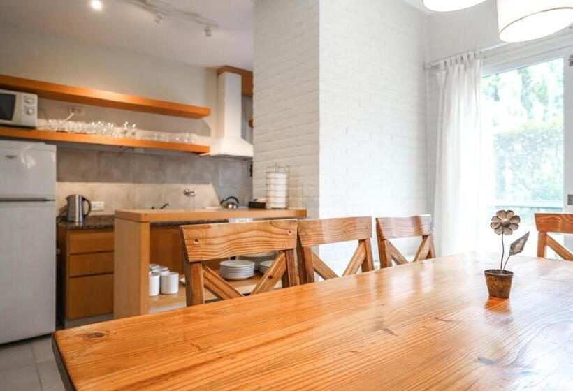 Apartamento 1 Dormitório, Valeria House Rental Suites