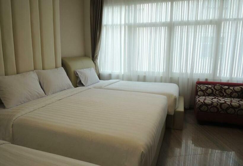 اتاق خانوادگی, 55