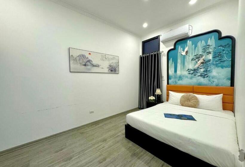اتاق لوکس, Hanoi Elpis