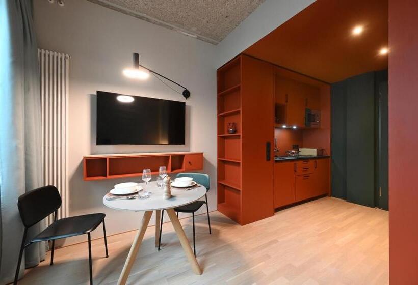 استودیوی استاندارد, Dein Apart München