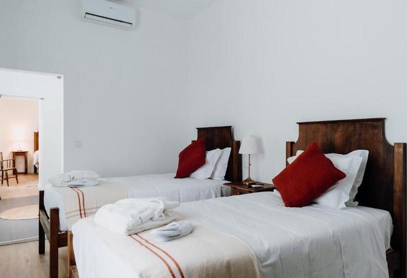Номер Superior, Quinta Do Louredo   évora