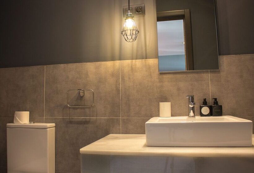 استودیو استاندارد با تراس, Apartamentos Nono By Charming Stay