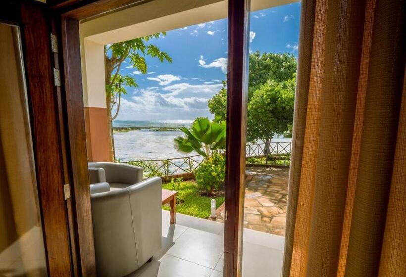 Номер Deluxe Вид на Море, Azao Resort & Spa