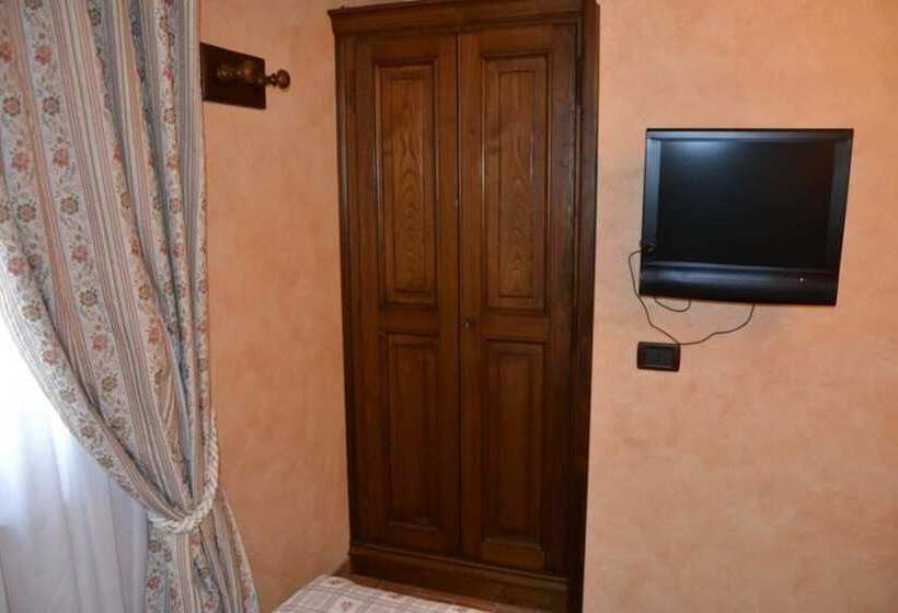 اتاق استاندارد یک نفره, La Piazzetta Rooms & Breakfast