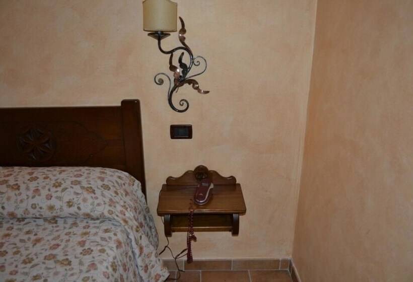 اتاق استاندارد یک نفره, La Piazzetta Rooms & Breakfast