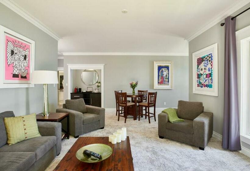 デラックススイート, Somerset   A Private Retreat