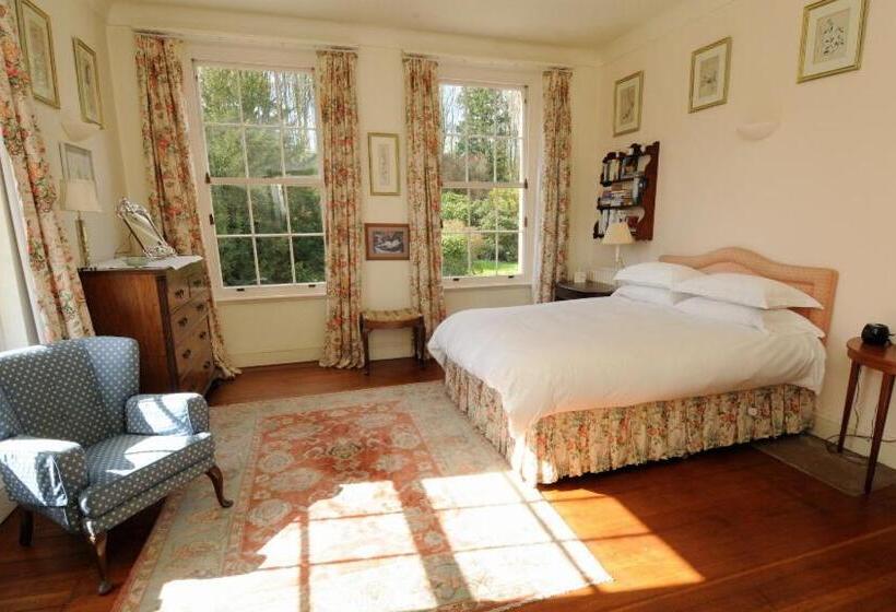 Quarto Deluxe, Warwick Hall