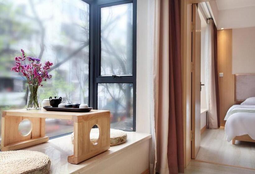 Люкс 2 Спальни, Wing Hotel Guilin  Pedestrian Street