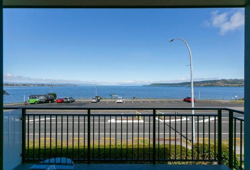 Апартаменты Superior 2 Спальни, Acacia Lake View Motel