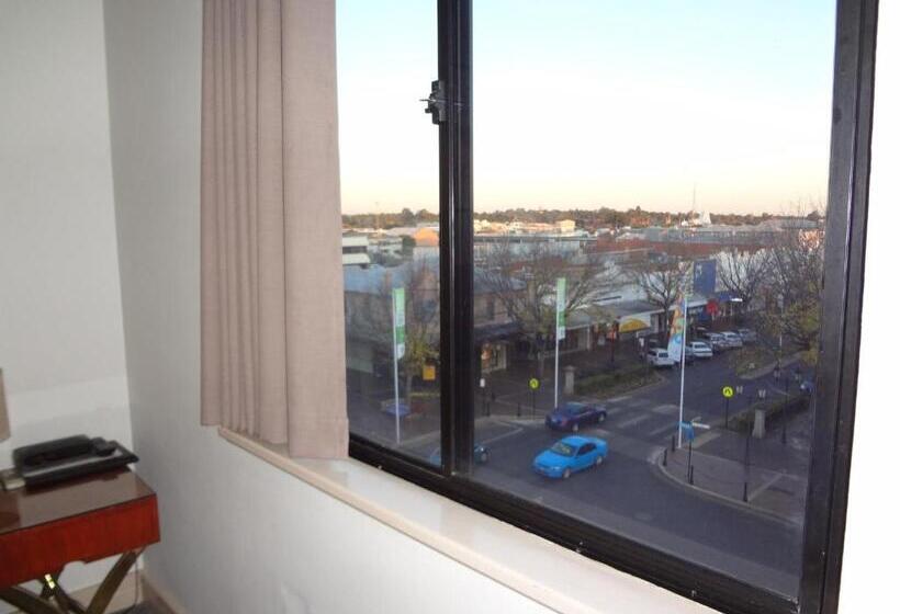 Семейный Номер Superior, Amaroo Hotel Dubbo