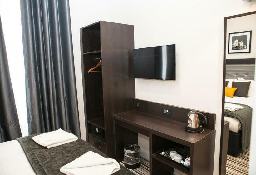Quarto Deluxe, The Tudor Inn