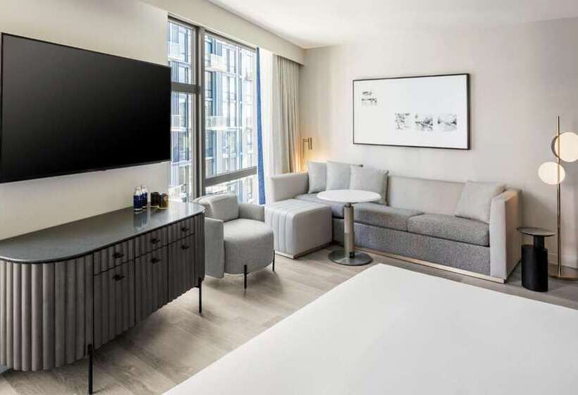 스탠다드 룸 킹사이즈 침대, The Statler Dallas, Curio Collection By Hilton