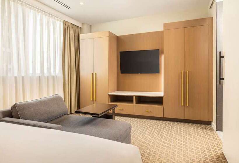 스위트, The Statler Dallas, Curio Collection By Hilton