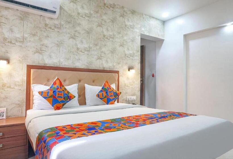 חדר דלוקס, Fabhotel Emersion Residency   High Street Near Laxman Nagar, Baner