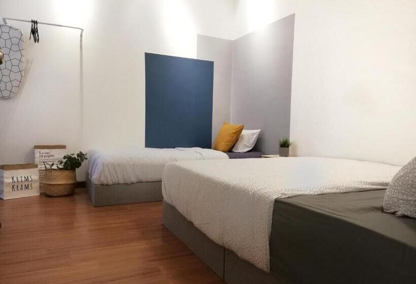 آپارتمان 3 خوابه, Subang City Residence, 8 9 Pax With Balcony, Walking Distance To Summit, 5min To Sunway