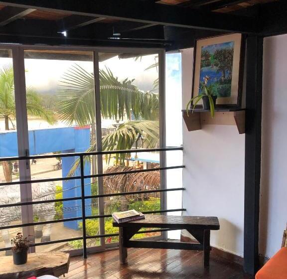 غرفة قياسية مطلّة علي البحيرة, Balcones Del Lago
