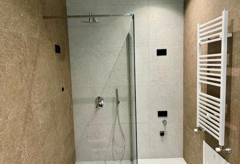 غرفة قياسية مزوَّدة بشُرفة, Residence Inn