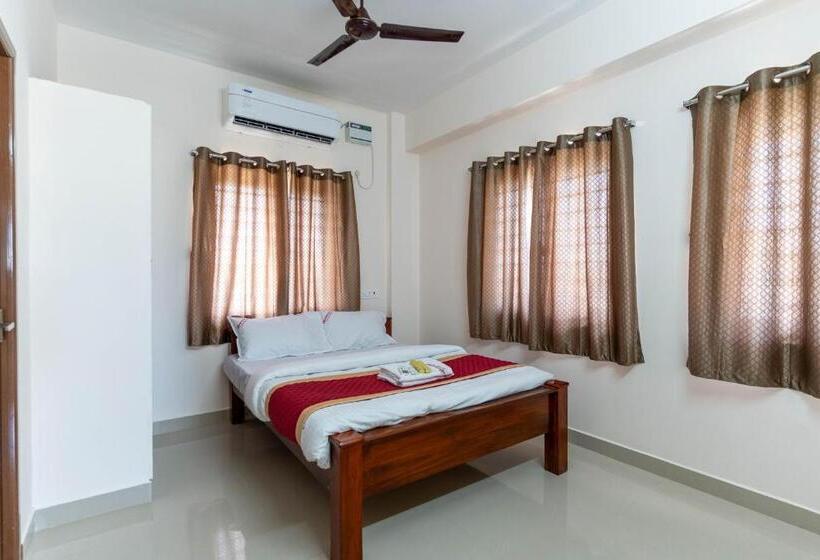 Номер Стандарт, Aishwaryam Service Apartment