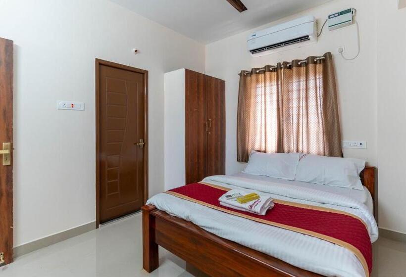 Апартаменты 2 Спальни, Aishwaryam Service Apartment