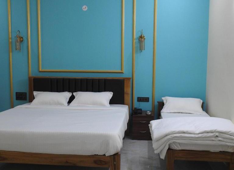 舒适三人间, Nueva Boarding And Lodging