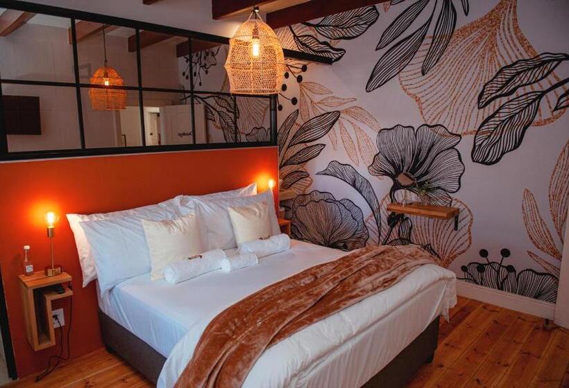 Дом 4 Спальни, Hygge House