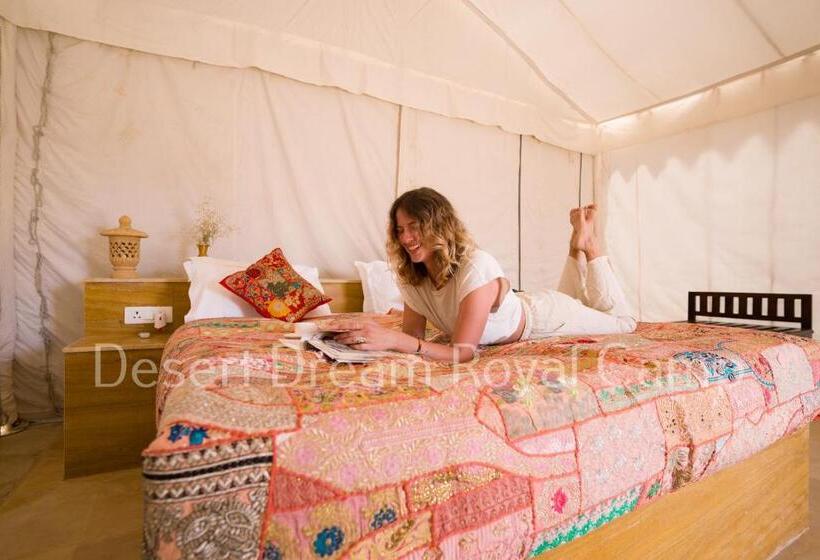 Номер Deluxe Кровать Кинг, Desert Dream Royal Camp With Pool