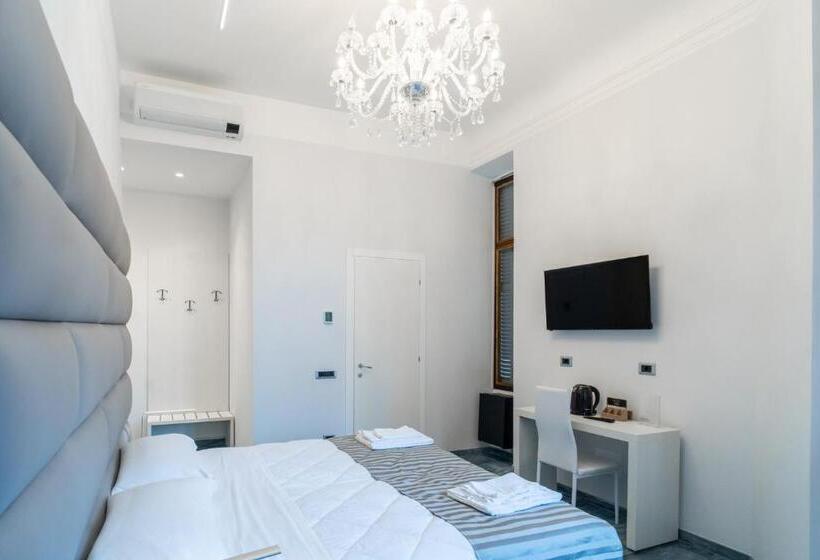 اتاق لوکس, Correnti Boutique Luxury Rooms
