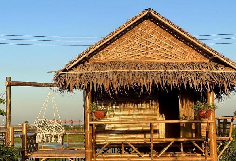 Вилла 1 Спальня, บ้านไทยไออุ่น @ทุ่งขนอนหลวง