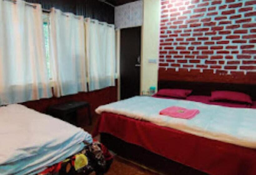 Номер Стандарт, Narayan Valley Resort , Sonprayag