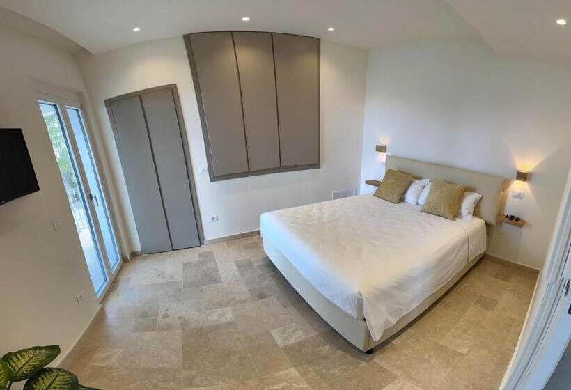 Люкс Deluxe Вид на Море, Villa Achiropita